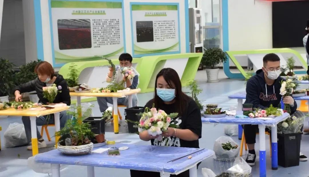 微信图片_20220504094110.jpg 微信图片_20220504094110.jpg